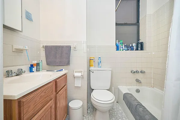 Rented by Keller Williams NYC | media 12