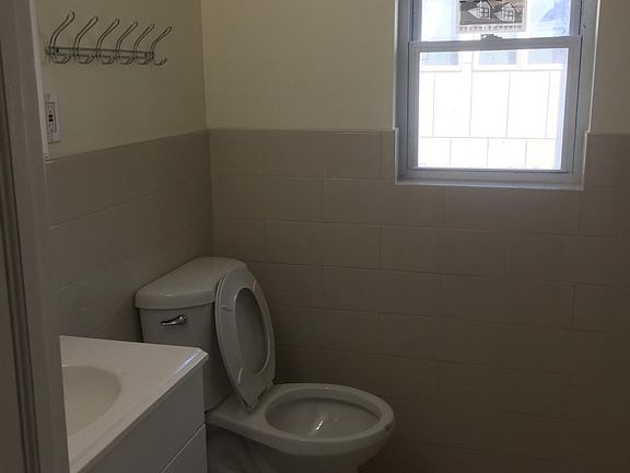 5th image of 1129 Carpenter Street # Fl 3rd