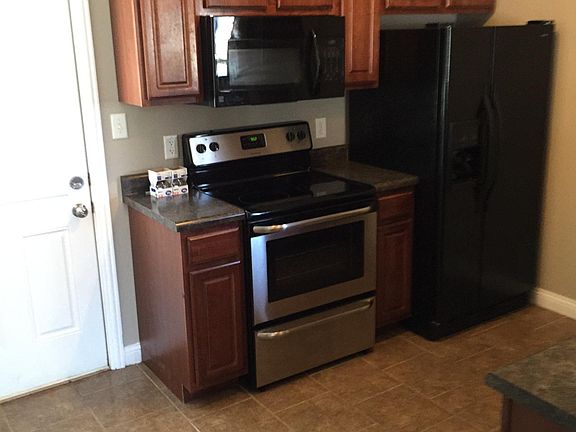 2nd image of 1909 Salter Pl