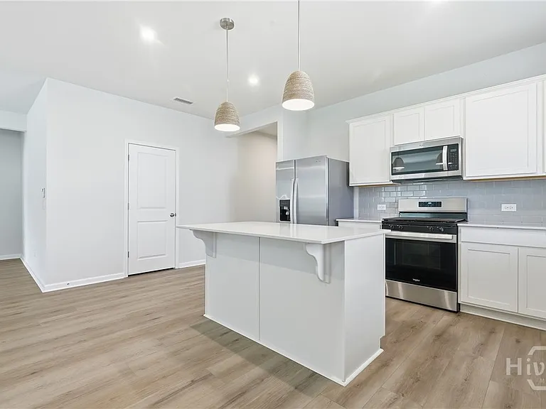 217 Crosstown Ave — Photo 8