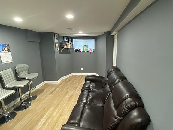 4th image of 4857 W Henderson St #G