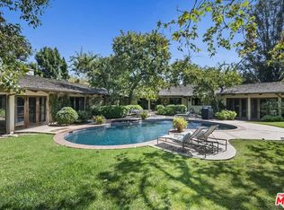 1508 Old Oak Rd, Los Angeles, CA 90049