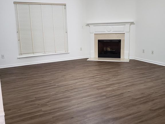 4th image of 1271 Birkhall Dr