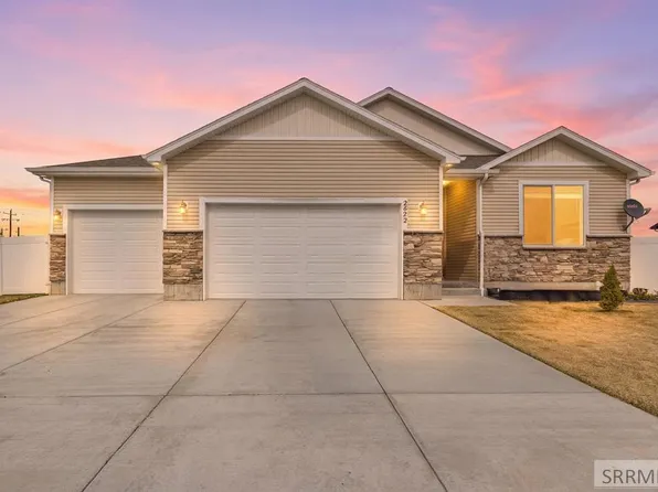 2475 E Pinnacle Dr, Idaho Falls, ID 83401