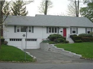 69 Briar Rd, Nanuet, NY 10954