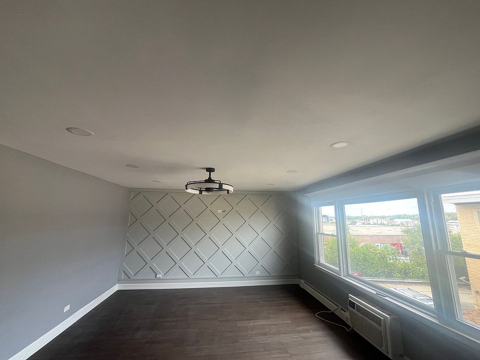 1st image of 6028 S Archer Rd APT 6