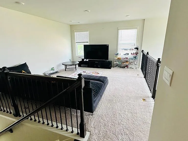 5595 Loring St — Photo 8