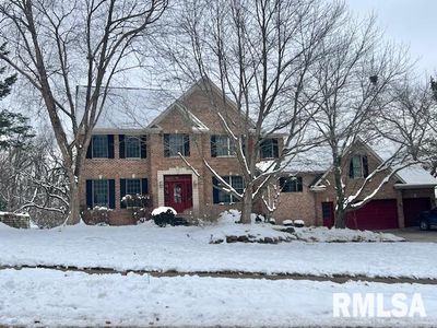 6800 Ridges Ct, Bettendorf, IA, 52722