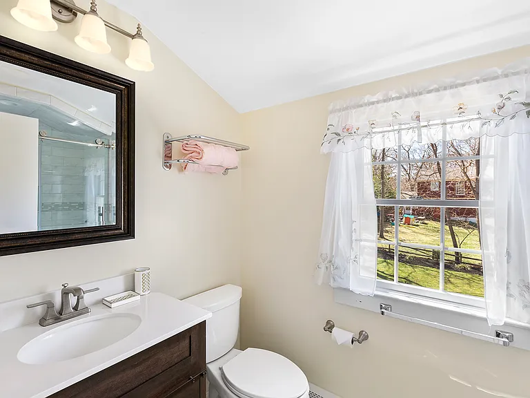 29 Harrys Ln — Photo 14