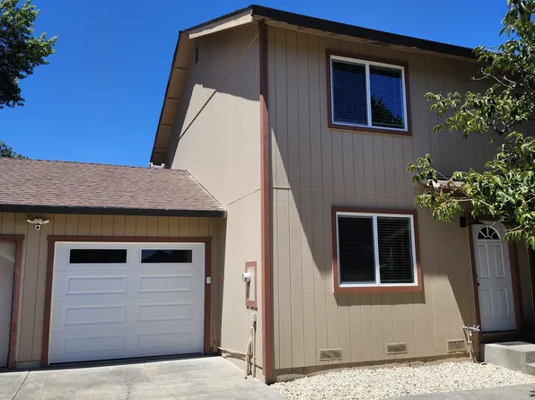 883 Arbor Ave, Sonoma, CA 95476
