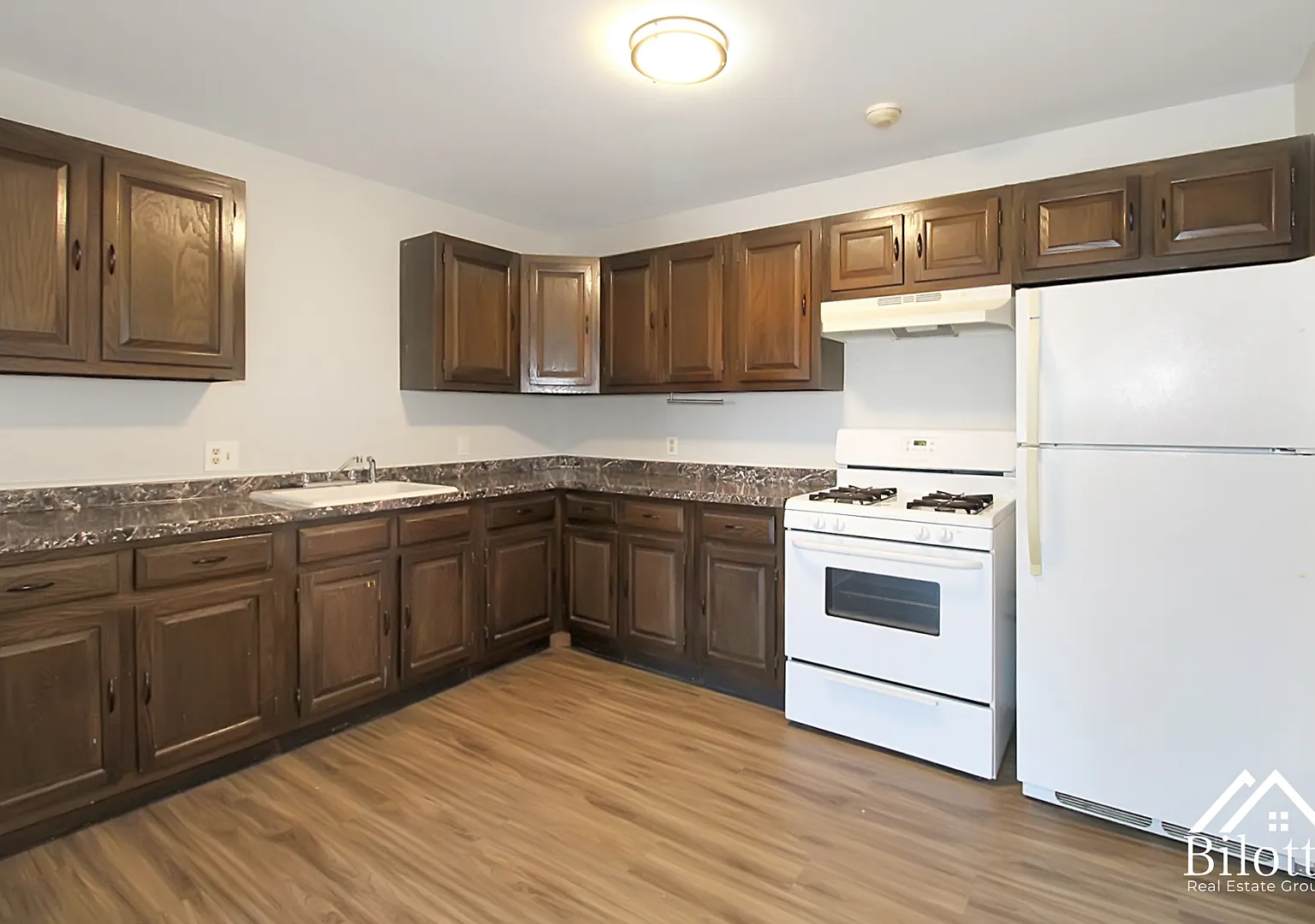 1250 South Broadway — Photo 2