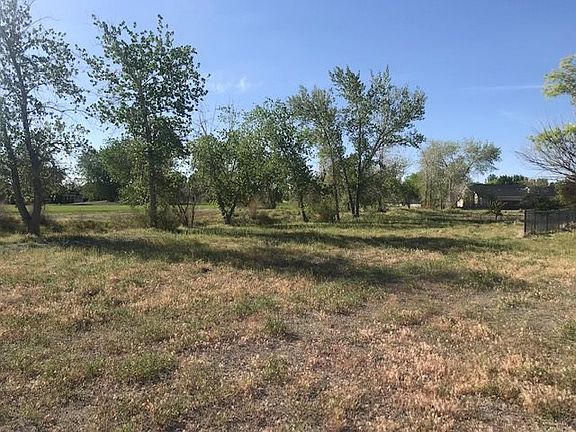 3rd image of 754 Divot Dr #15