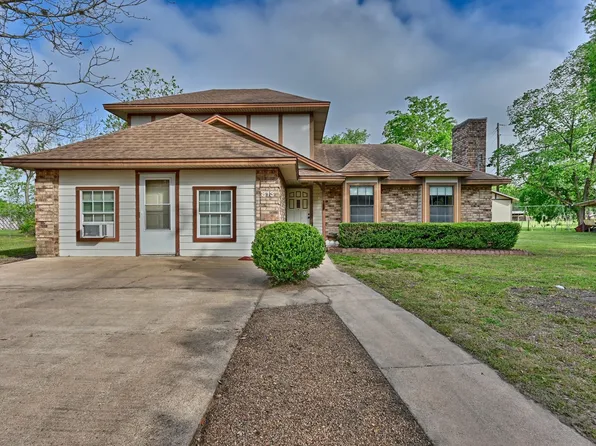 813 Gibbs St, Navasota, TX 77868