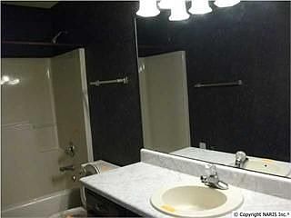 5th image of 133 Hazelwood Dr