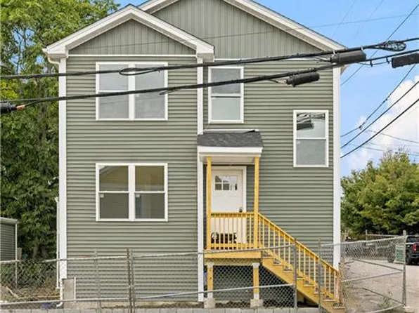 106 Julian St, Providence, RI 02909