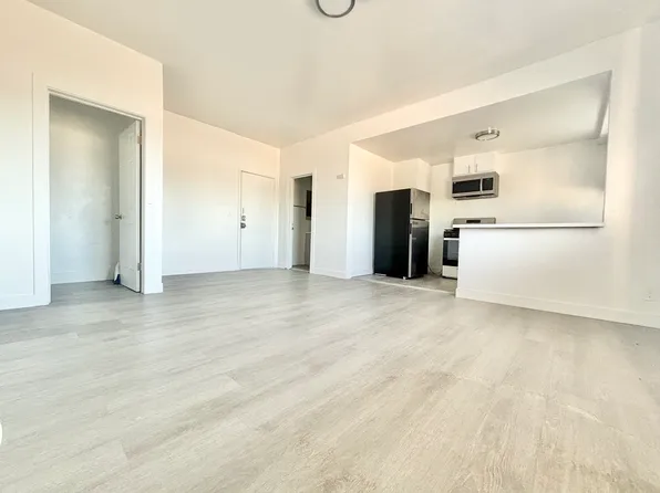 5179 S Western Ave #105, Los Angeles, CA 90062
