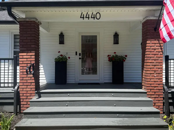 4440 Terrace St, Kansas City, MO 64111