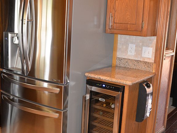5th image of 11300 Shroyer Dr