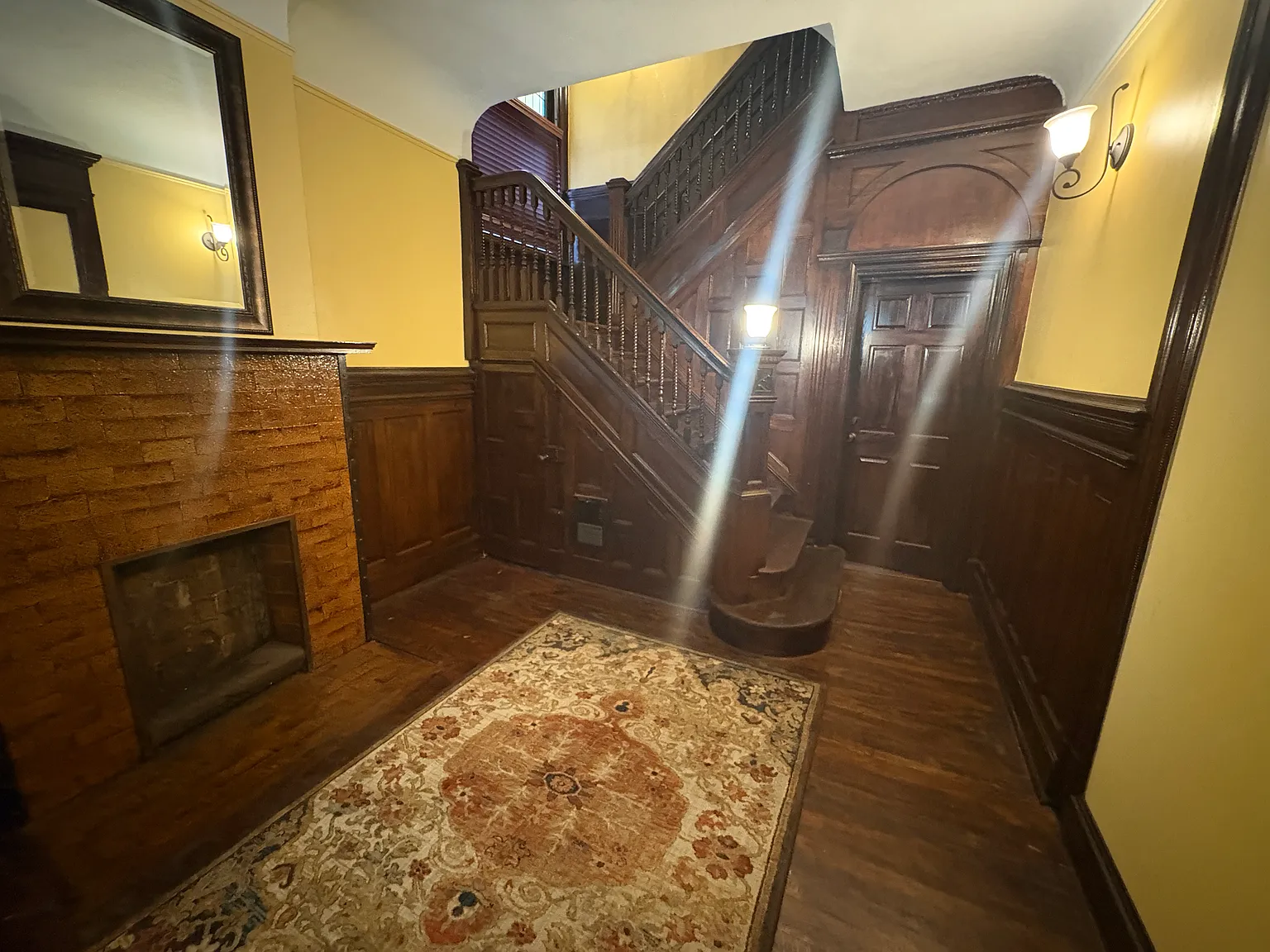 1 bed, 900 sqft, $1,200 — Photo 4