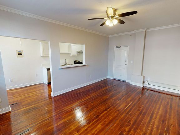 4th image of 720 S Normandie Ave #202