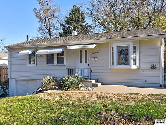 3rd image of 3007 S 39th St