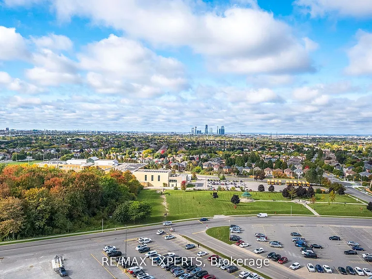 50 Upper Mall Way #B1504 — Photo 34