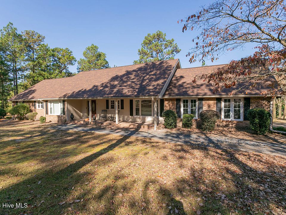 1st image of 7 Buckhorn Road