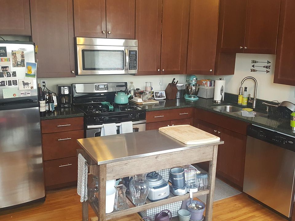 1st image of 2200 Aldrich Ave S #3