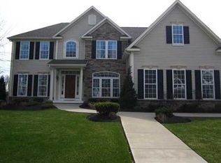 3 Taramina Ct, Webster, NY 14580