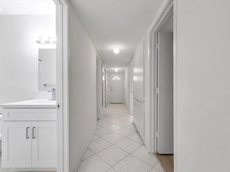 1 Lancewood Way — Photo 52