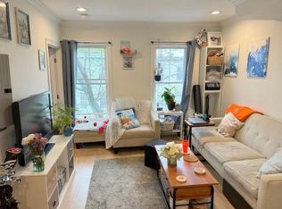 276 Paris St #3, Boston, MA 02128