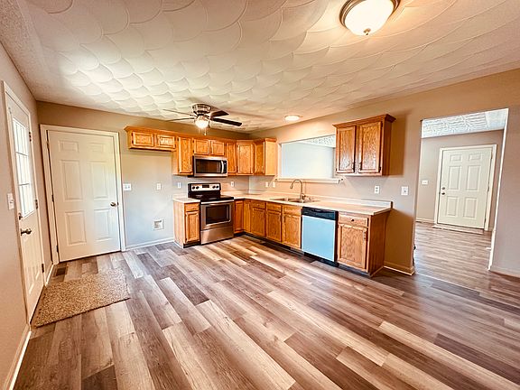 3rd image of 234 Sunday Silence Dr