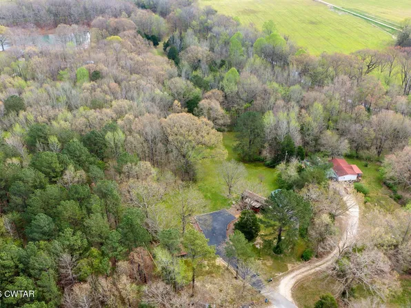 295 Kay St, Big Sandy, TN 38221
