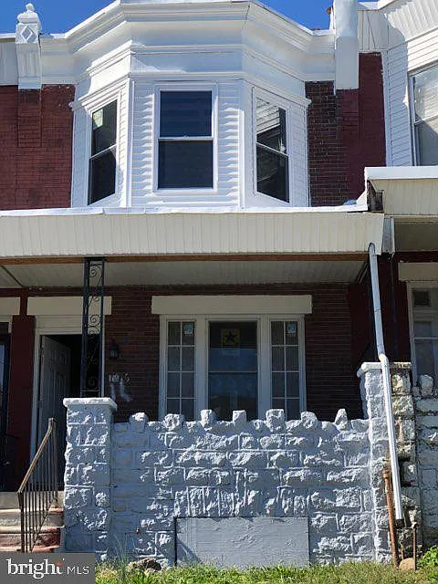 1636 N 61st St photo 1