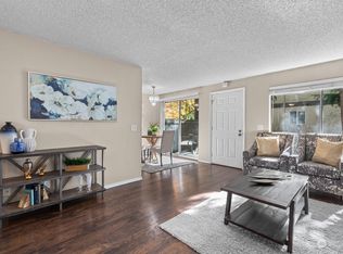 6103 204th St SW APT B4, Lynnwood, WA 98036