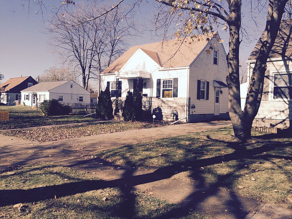 1st image of 3147 Lincoln St