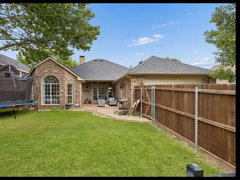 1760 Wind Hill Rd — Photo 28