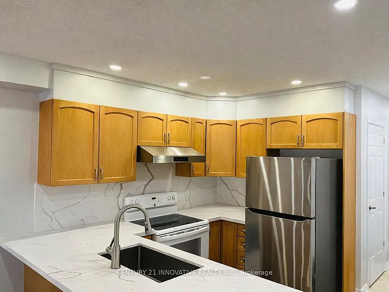 25 B Griffiths Dr #B — Photo 5