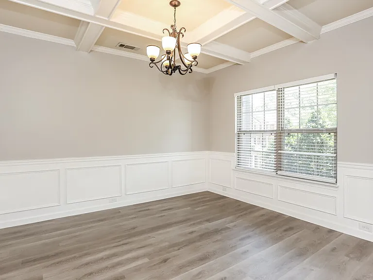 639 Ocean Ave — Photo 6