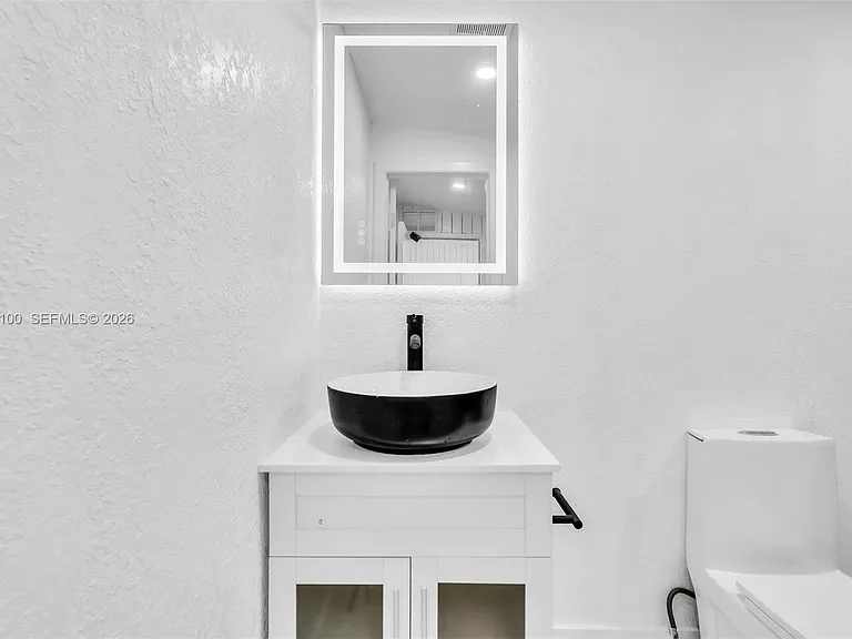 11790 SW 34th St — Photo 41
