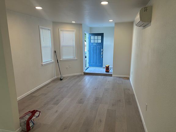 2nd image of 871 29th St #877