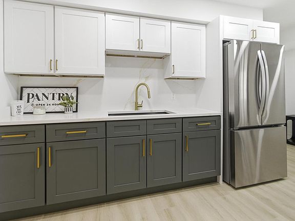 4th image of 1215 South 91st STREET