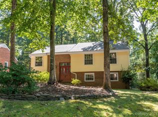 7224 Lake Dr, Matthews, NC 28104