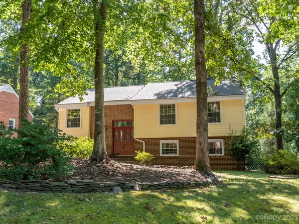 7224 Lake Dr, Matthews, NC 28104