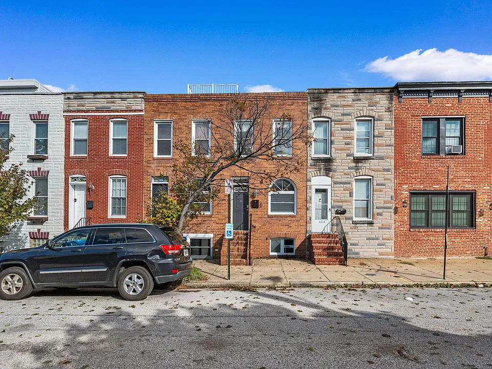 118 W Randall St