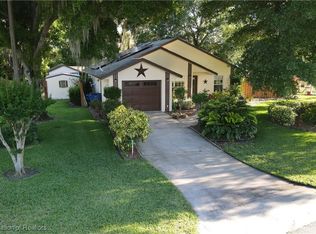 100 Daisy Ln, Lake Placid, FL 33852