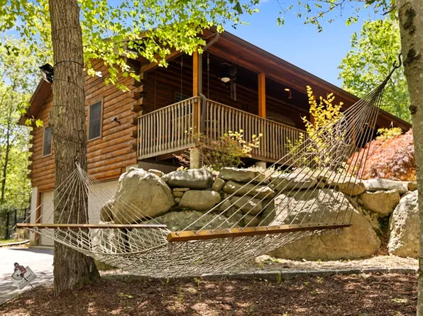 3210 Millers Ln, Dighton, MA 02715