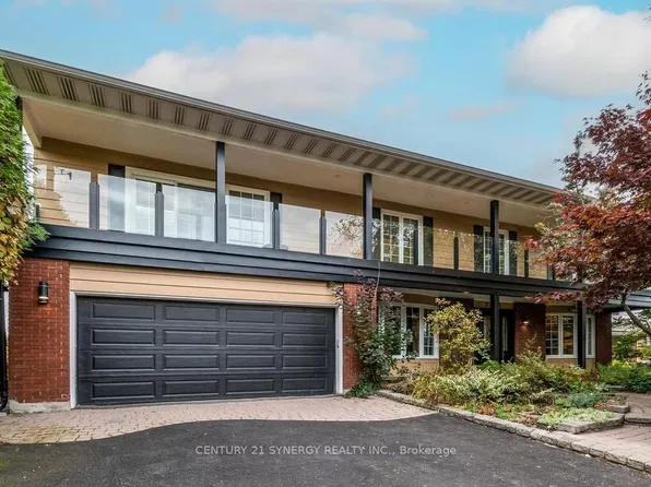 2298 Bowman Rd, Ottawa, ON K1H 6V6