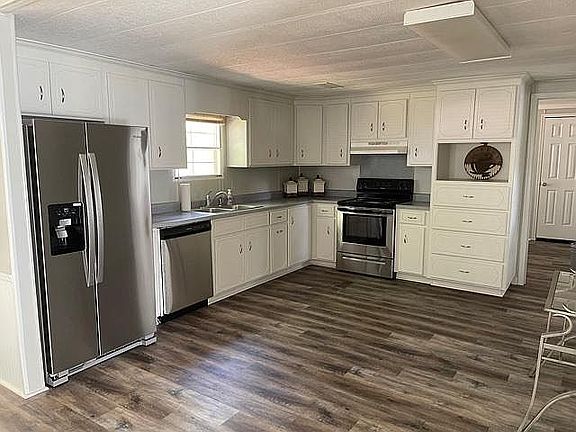 2nd image of 151 Island Creek Dr NE