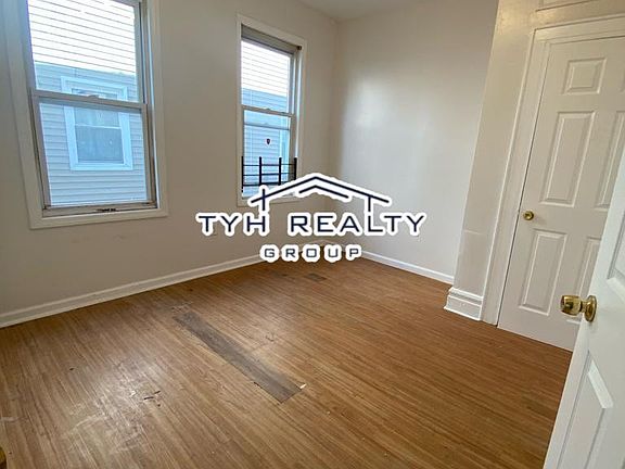 4th image of 243 21st St Floor 2